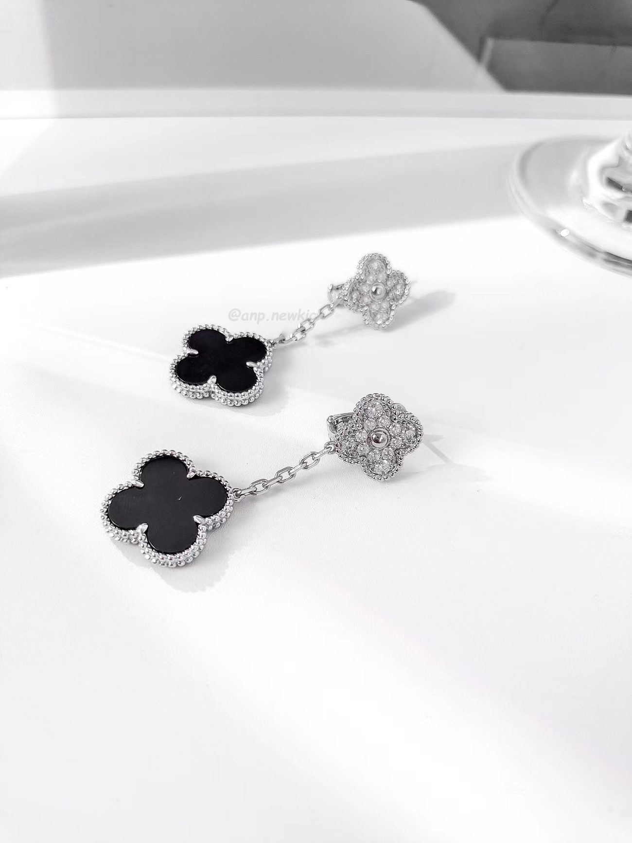 Van Cleef Arpels Magic Alhambra Earrings 2 Motifs 18k White Gold (7) - newkick.cc